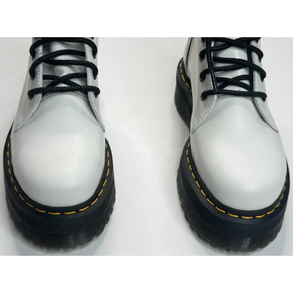 Dr. Martens Jadon Air Wair White & Black Lace Up Boots Size‎ 8 Men - 9 Women